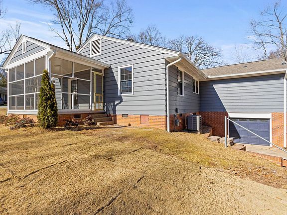 5th image of 100 Broughton Dr