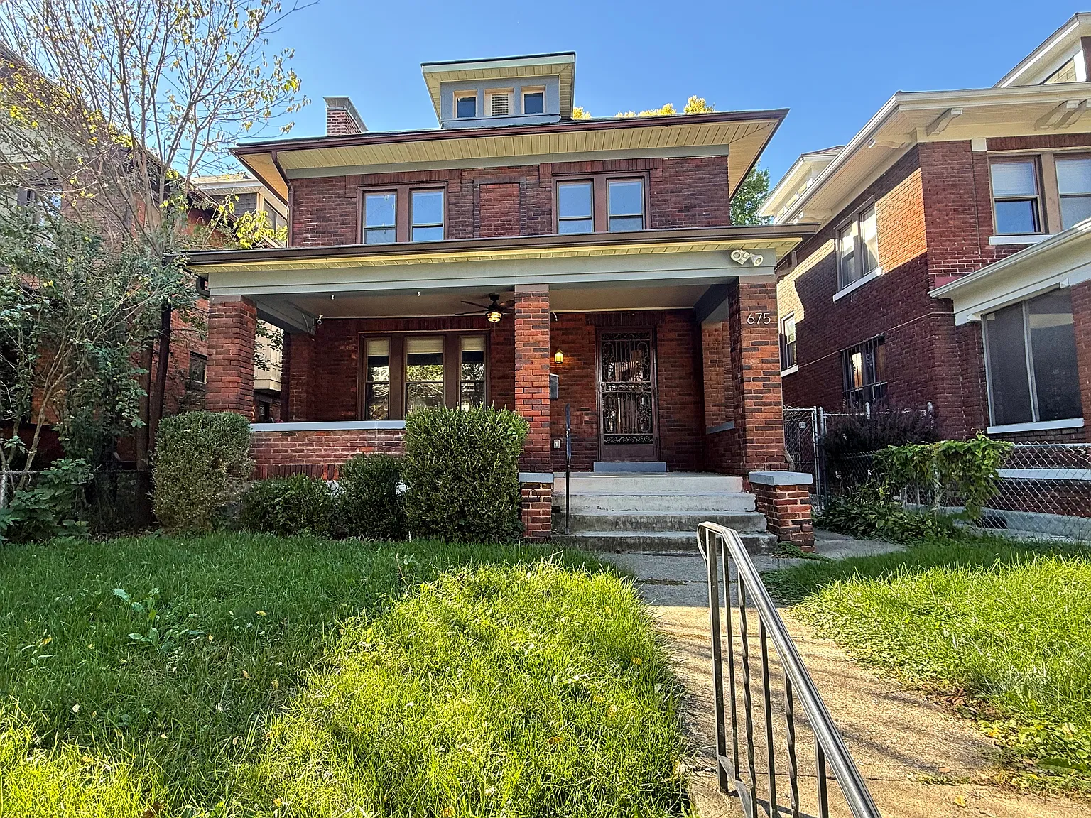 3 bed, 1762 sqft, $2,500 — Photo 1