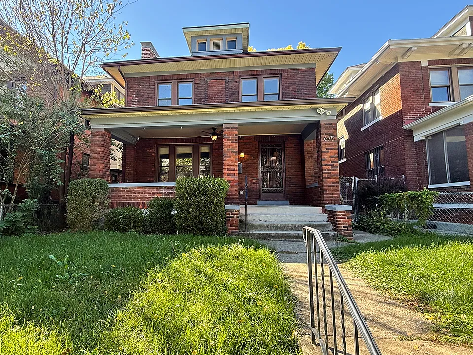675 Linwood Ave