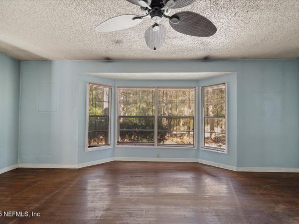 85402 TRINITY Circle, Yulee, FL 32097