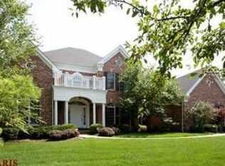 14204 Manderleigh Woods Dr, Chesterfield, MO