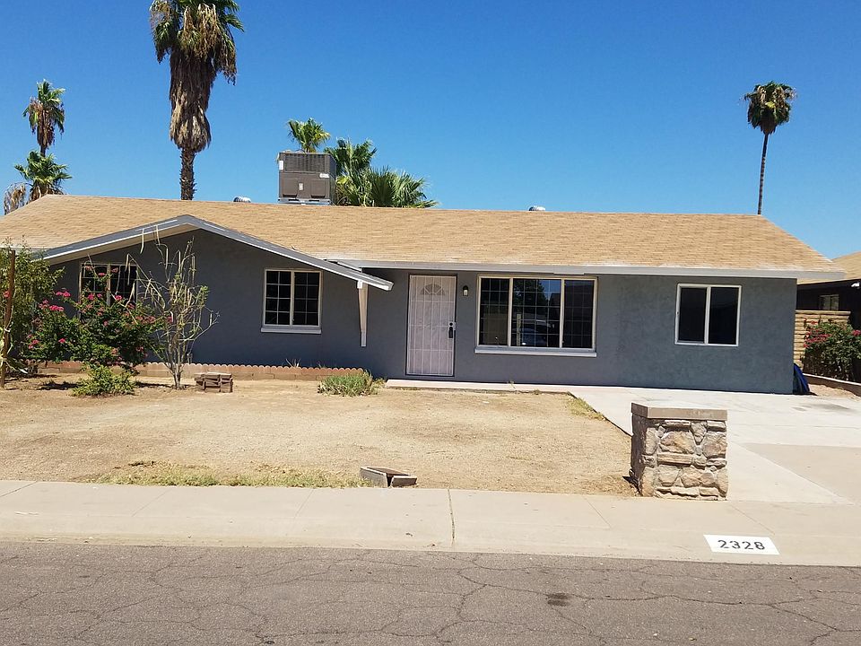 1st image of 2328 W Sunnyside Ave