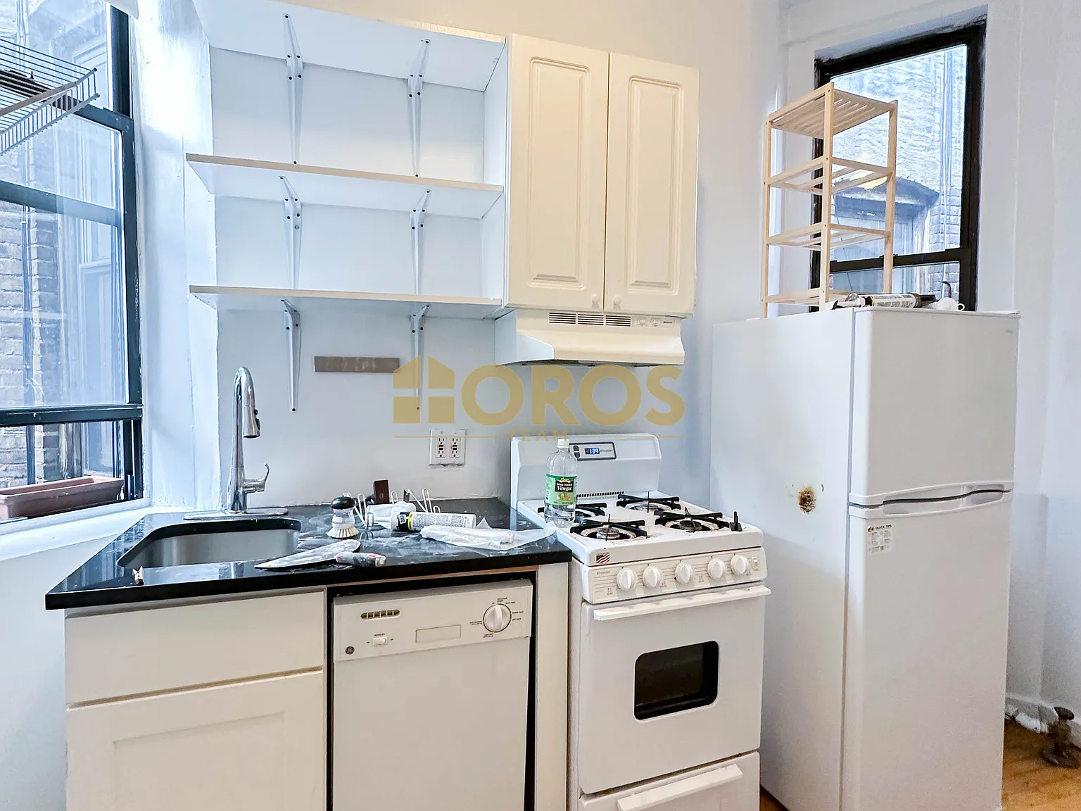 326 East 13th Street — Photo 3