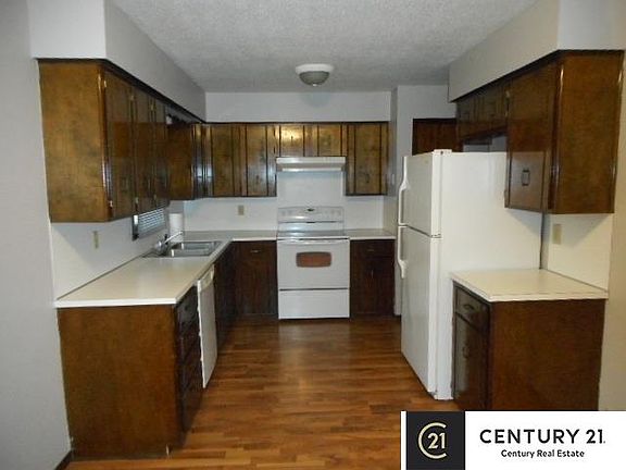 2nd image of 4614 Schroeder Dr