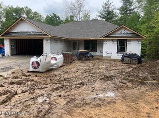 448 Beachwood Dr, Crossville, TN 38558