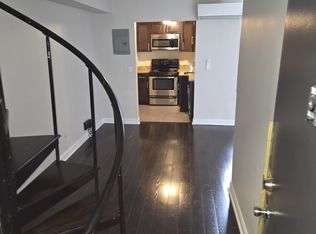 242 5th St #4, Jersey City, NJ 07302
