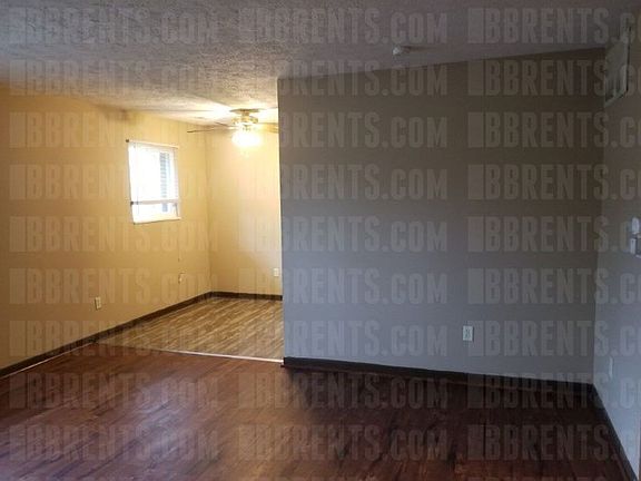 4th image of 230 Linda Ct APT A
