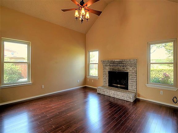 2nd image of 9715 Lea Shore Ct