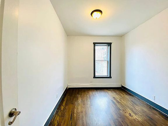 5th image of 287 Empire Blvd #2