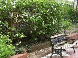 174 Beacon St #405, Cambridge, MA 02138