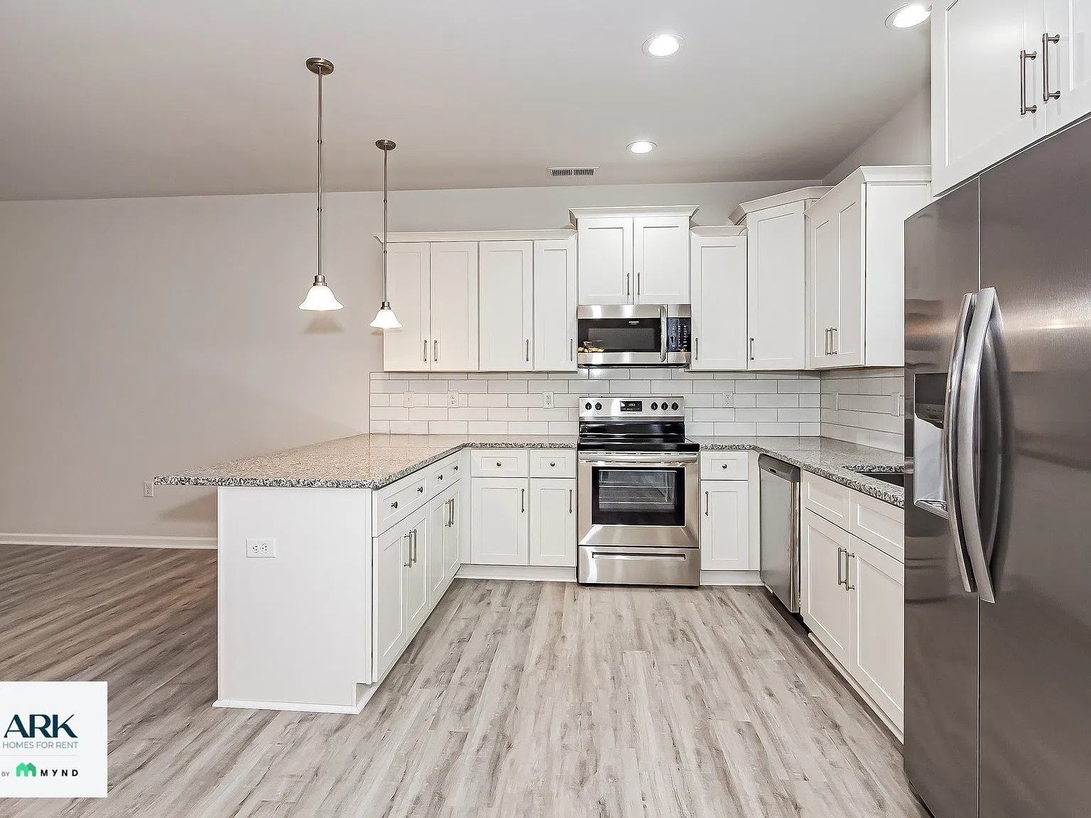4 bed, 3.0 bath, 1865 sqft, $2,245 — Photo 4