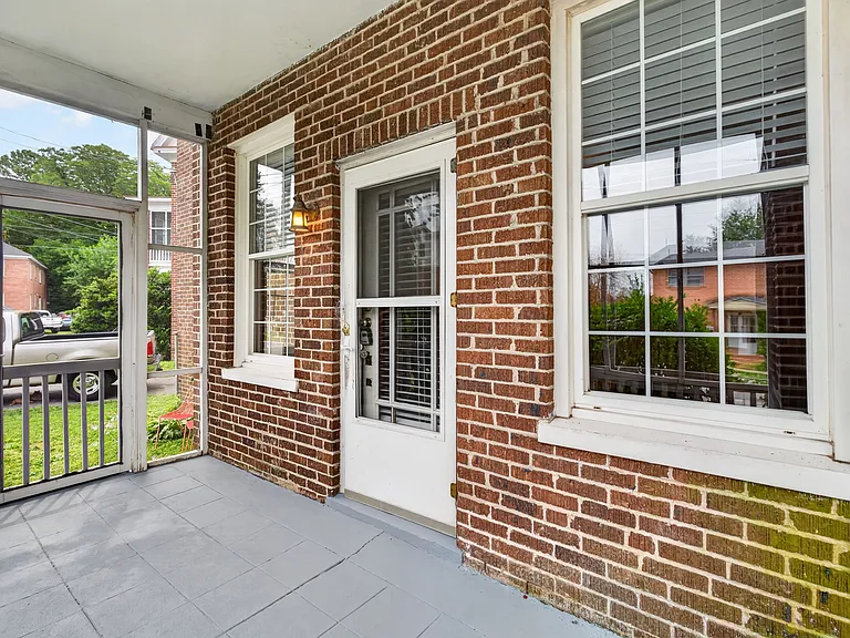 204 Bedford Pl #MAIN — Photo 21
