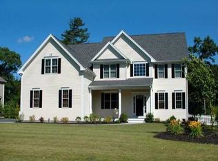283 Sylvan Ct, Saunderstown, RI 02874