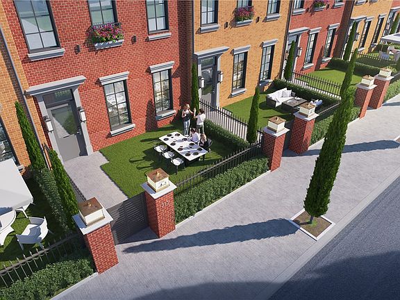 2nd image of 327 SW 5th St