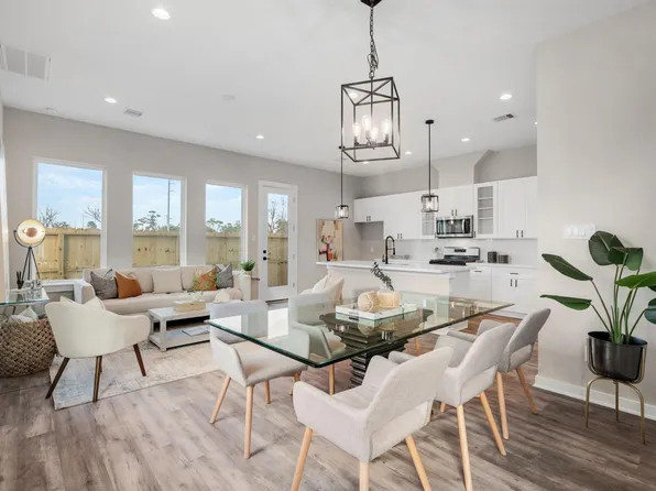 5919 Wheatley Hollow Ln, Houston, TX 77091