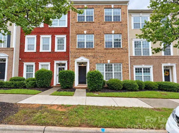 2005 Cambridge Beltway Dr, Charlotte, NC 28273