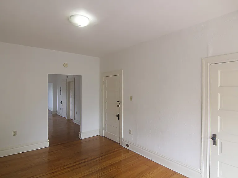 434 Biddle Ave #2 — Photo 6