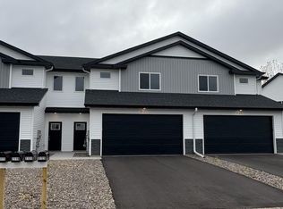 2121 Cleveland Way S, Cambridge, MN 55008