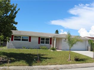 7117 Sandalwood Dr, Port Richey, FL 34668