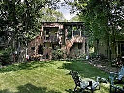 Park-like setting in fenced back yard;