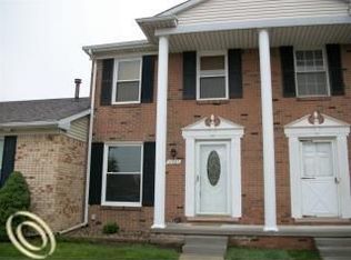 16885 Rudgate St, Southgate, MI 48195