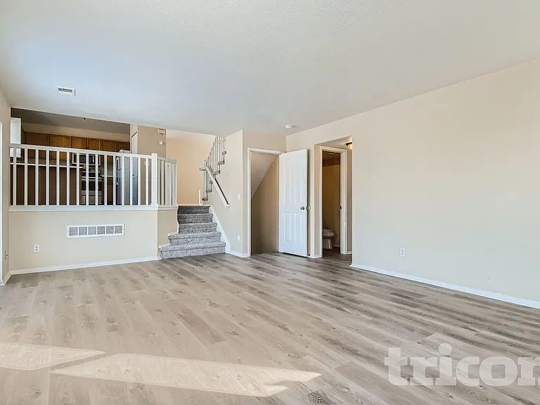 12789 Elm St — Photo 2