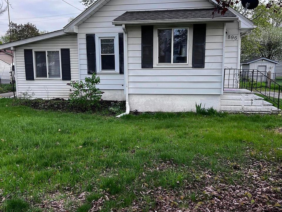 1st image of 896 Hawthorne Ave