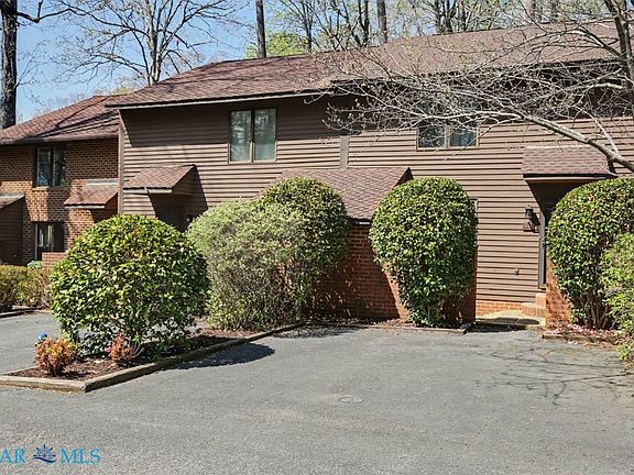 3rd image of 2133 W Henry St #40