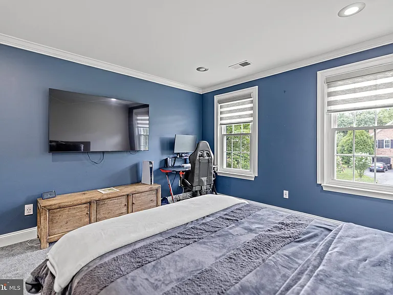 13908 Pleasant Grove Ct — Photo 36