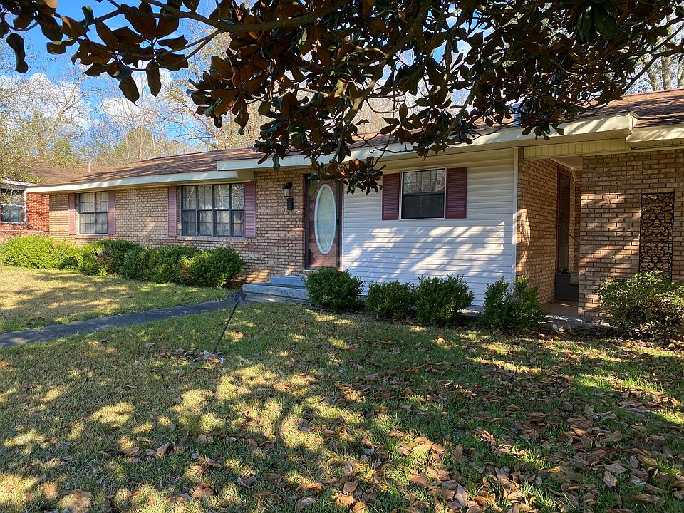 1201 3rd St, Columbia, MS 39429 | Zillow