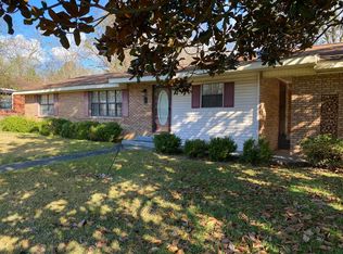 1201 N 3rd St, Columbia, MS 39429