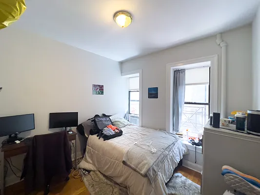 Rented by Denise Rosenblum, LREB | media 7