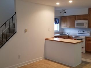 118 S Main St #1, Houston, PA 15342