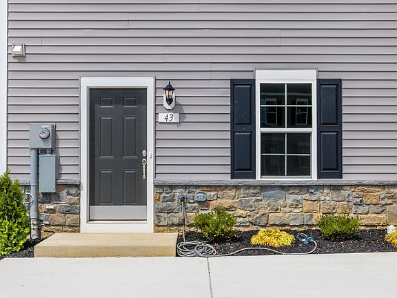4th image of 43 Orchard Green Dr