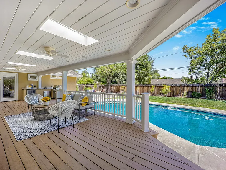 20317 Blauer Dr — Photo 31