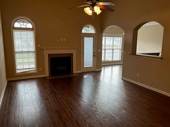 5th image of 3351 Cotham Ln
