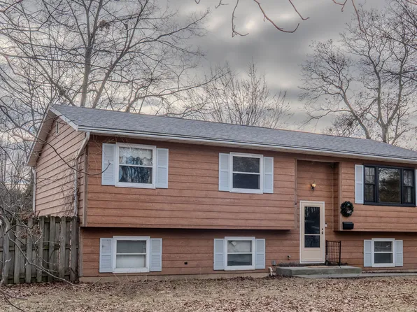 4149 W Oglesby Ave, Gurnee, IL 60031