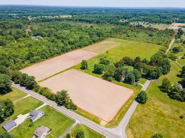 Villa Marie Rd, Lowellville, OH 44436