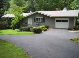 51 E Patricia Dr, Transfer, PA 16154