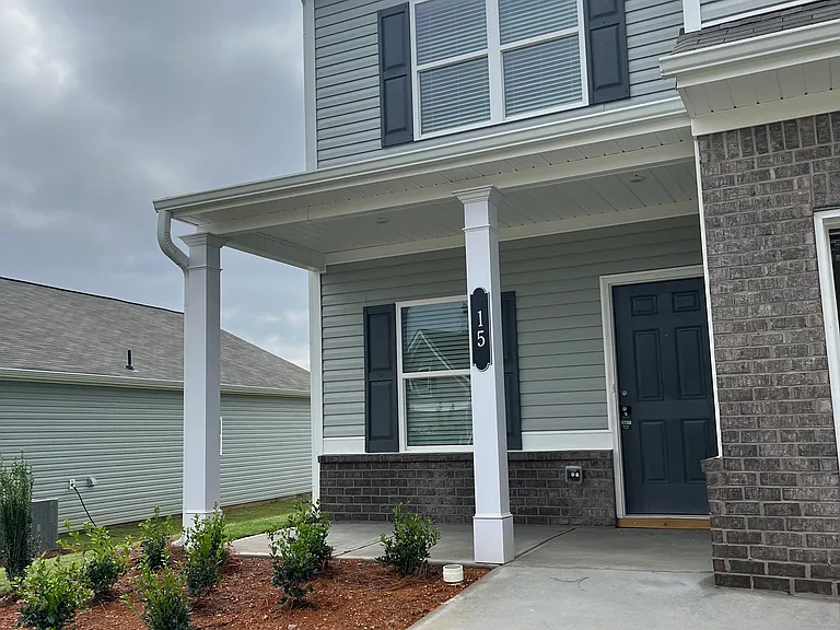 15 Arrington Dr — Photo 1