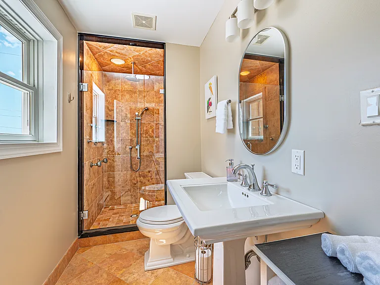 128 Ridgeway Ave — Photo 36