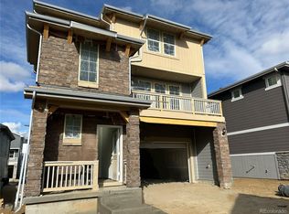 1974 S Fultondale Way, Aurora, CO 80018