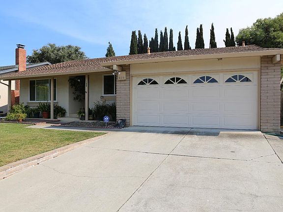 2nd image of 196 Tulip Blossom Ct