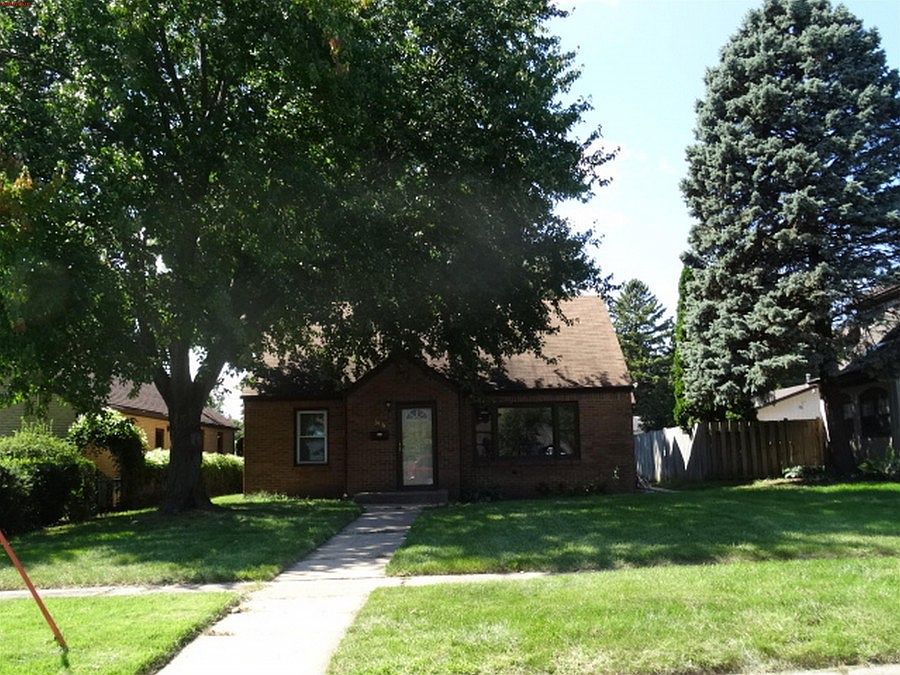 1st image of 3416 Louise St