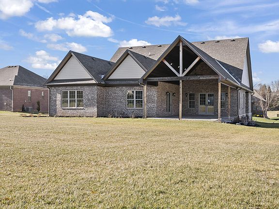5th image of 105 Laurenbrook Dr