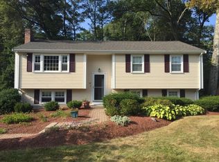 22 Meadow Rd, Medway, MA 02053