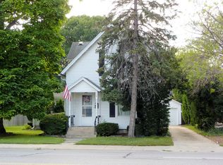 557 S Washington St, Naperville, IL 60540