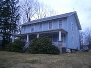 15 Belmont St, Waymart, PA 18472