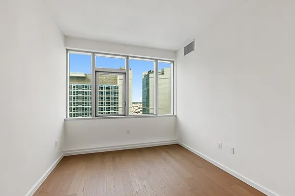 Rented by Compass | media 20