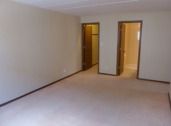 5th image of 4011 W 97th St APT 1N